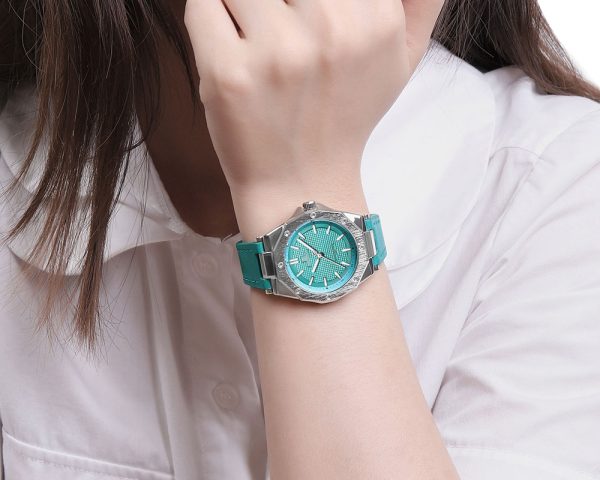 NF5026 watch model