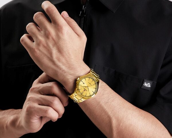 NF9214 watch model