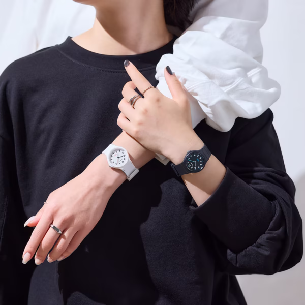 ساعت مچی زنانه کاسیو CASIO LQ-24-1BDF